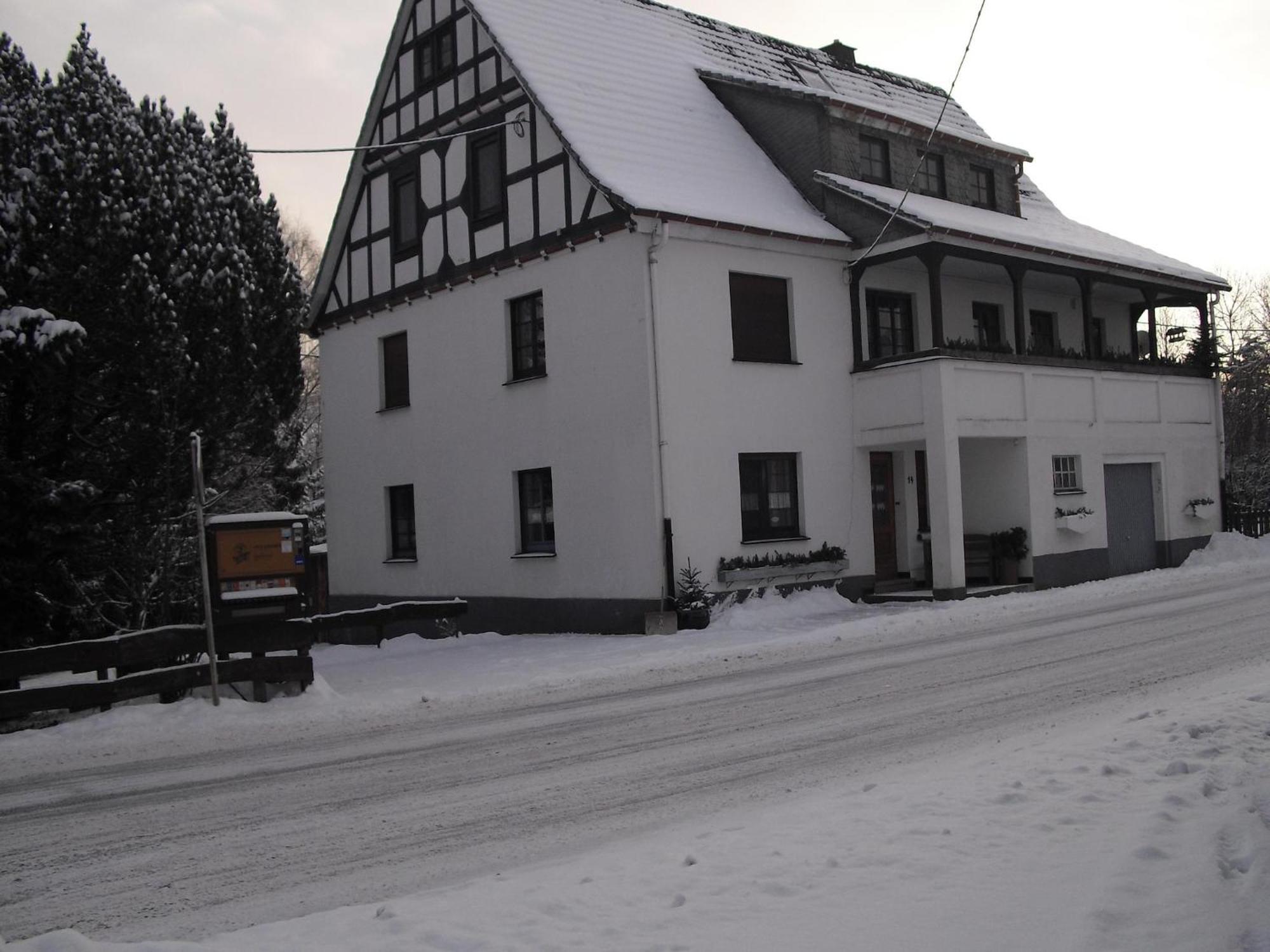 Cosy Apartment In Menkhausen Near The Ski Area ชมาลเลนแบร์ก ภายนอก รูปภาพ